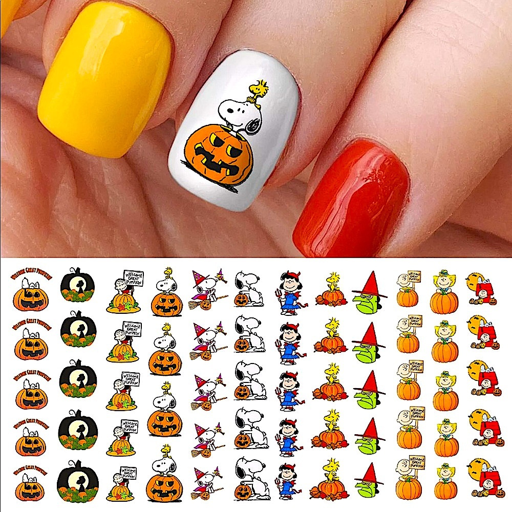 💌BO/GO$6 Charlie Brown Snoopy Halloween Transfer Nail Decals Peanuts - Picture 1 of 3